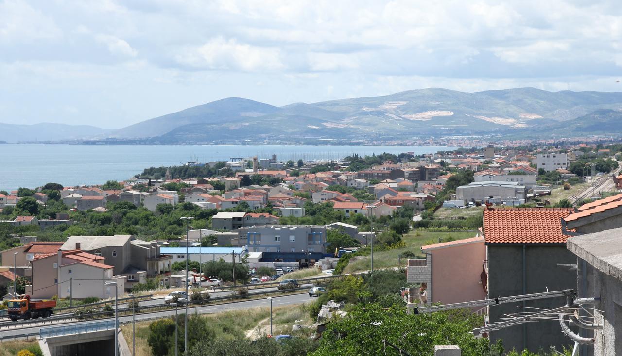 Apartment Afrodita Kaštela Buitenkant foto