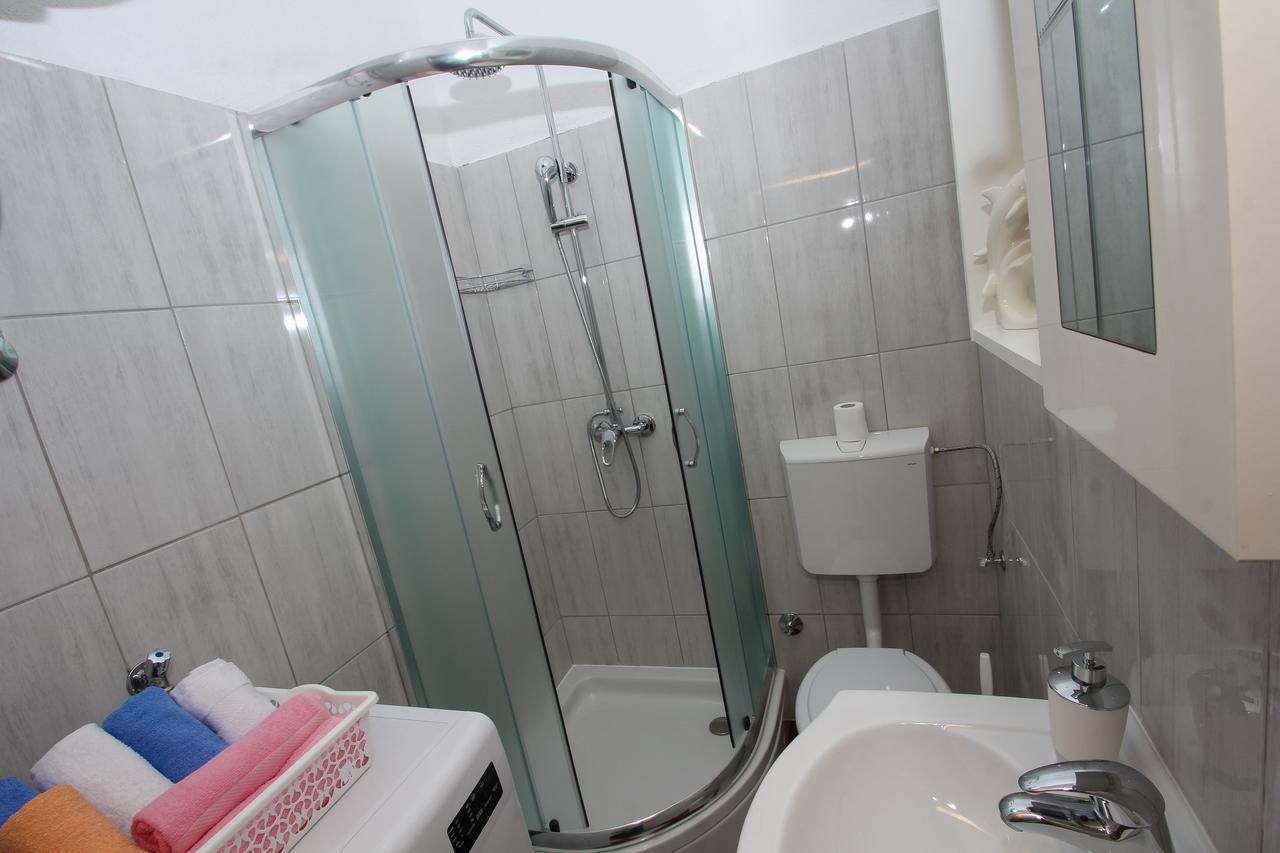 Apartment Afrodita Kaštela Buitenkant foto