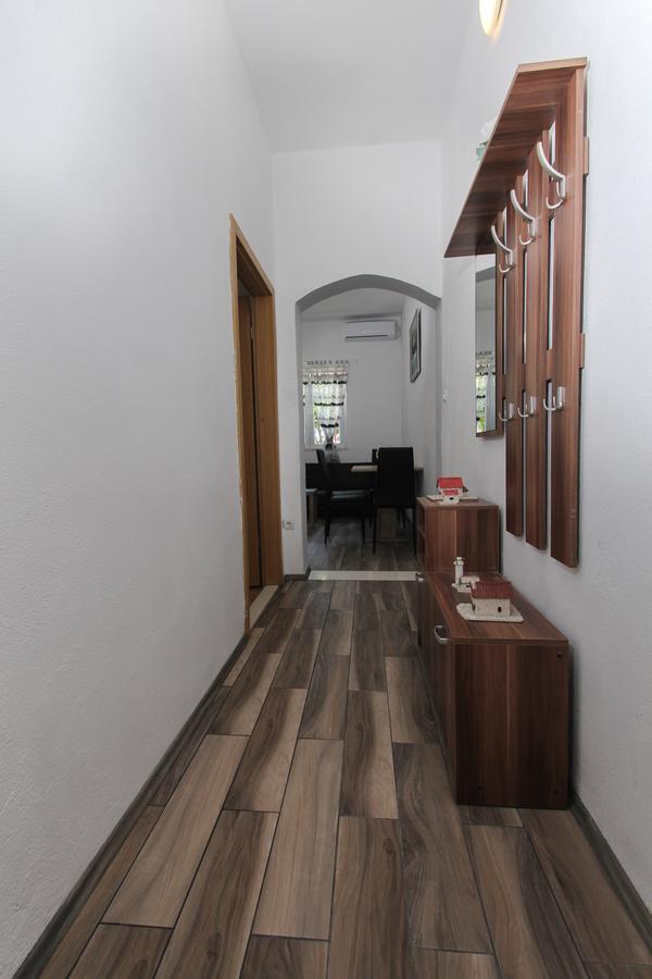 Apartment Afrodita Kaštela Buitenkant foto